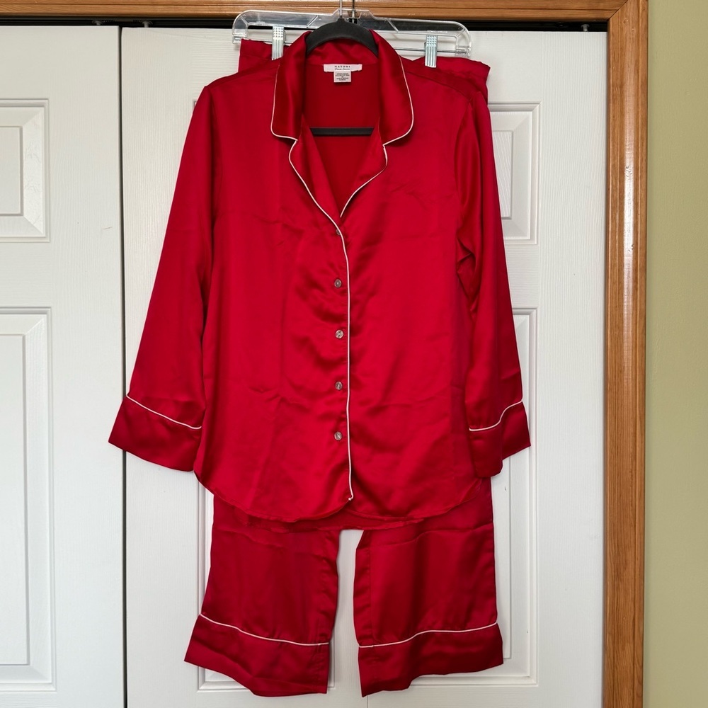 Women's Red Satin Pajama Set with Contrast Piping